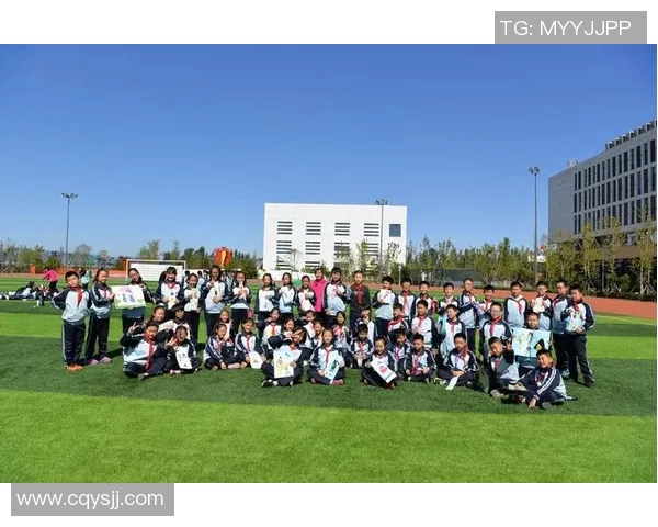 桑姓足球明星的辉煌历程与成就探索